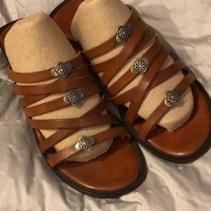 Ladies sandals